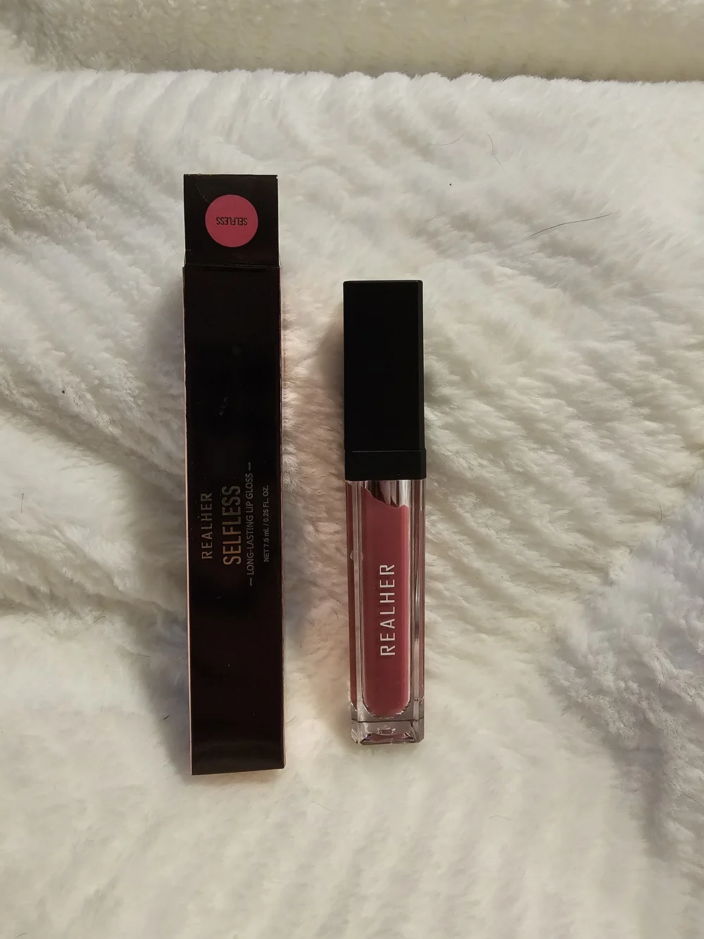 REALHER Long Lasting Lip Gloss - Selfless